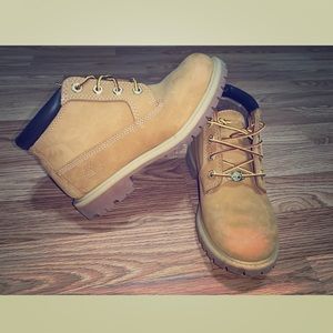 Timberland Women’s Nellie Waterproof Chukka Boots